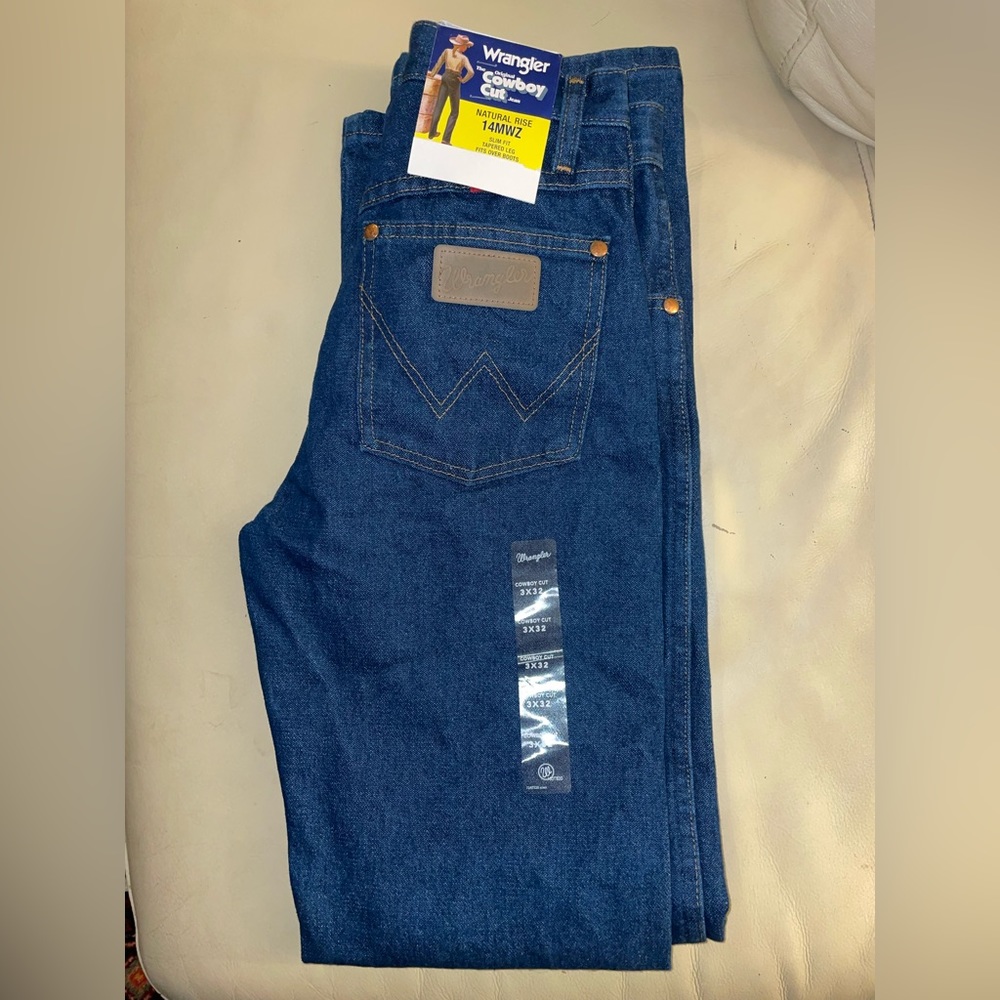 BNWT Wrangler Cowboy Cut 3x32